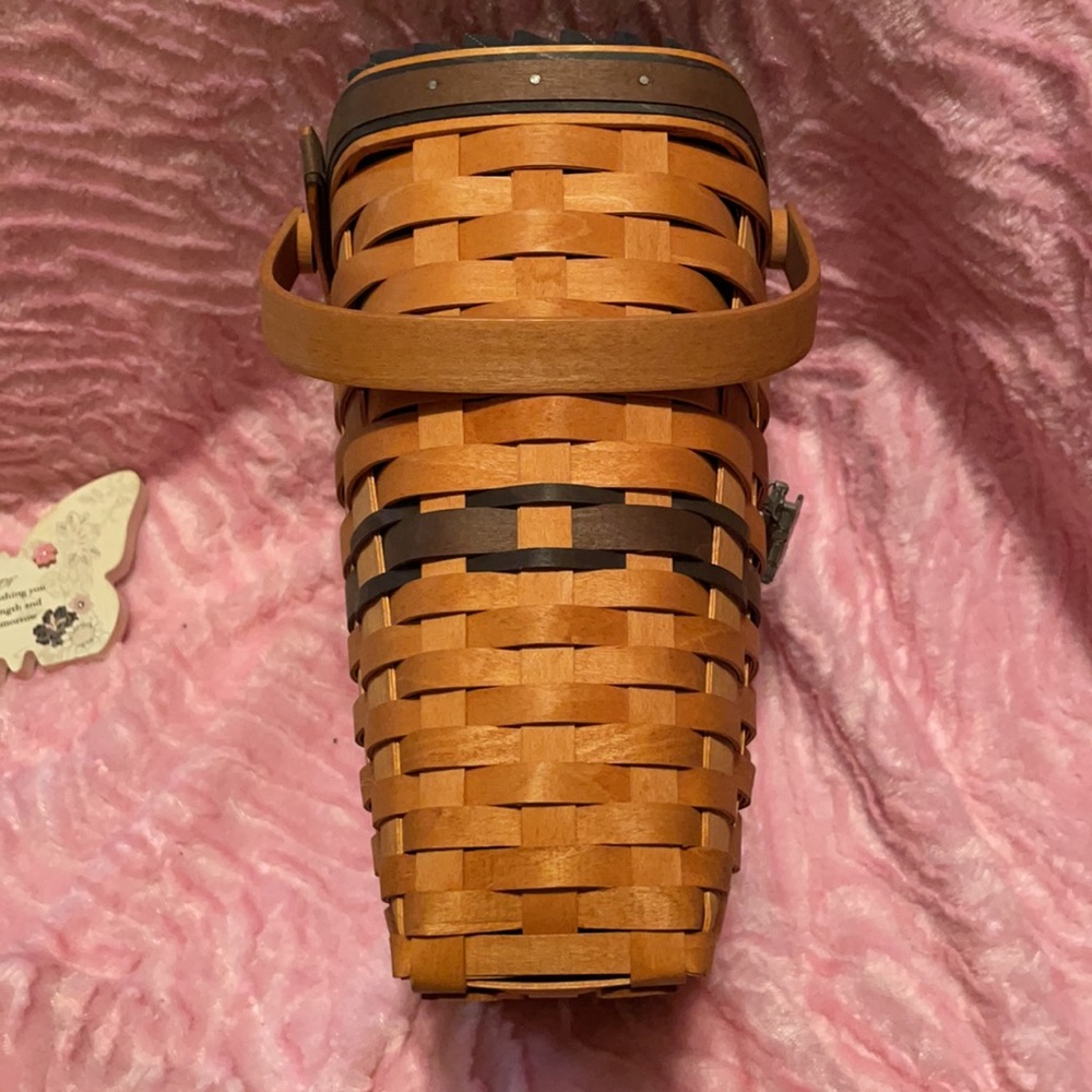 2000 Collectors Club Longaberger Membership Basket - Picture 5 of 9